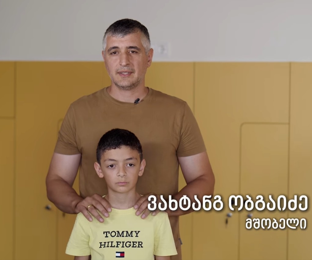 „აღფრთოვანებული ვართ, ნანახმა მოლოდინს გადააჭარბა“ – მშობლები აფასებენ ნიუჯის ახალ კამპუსებს