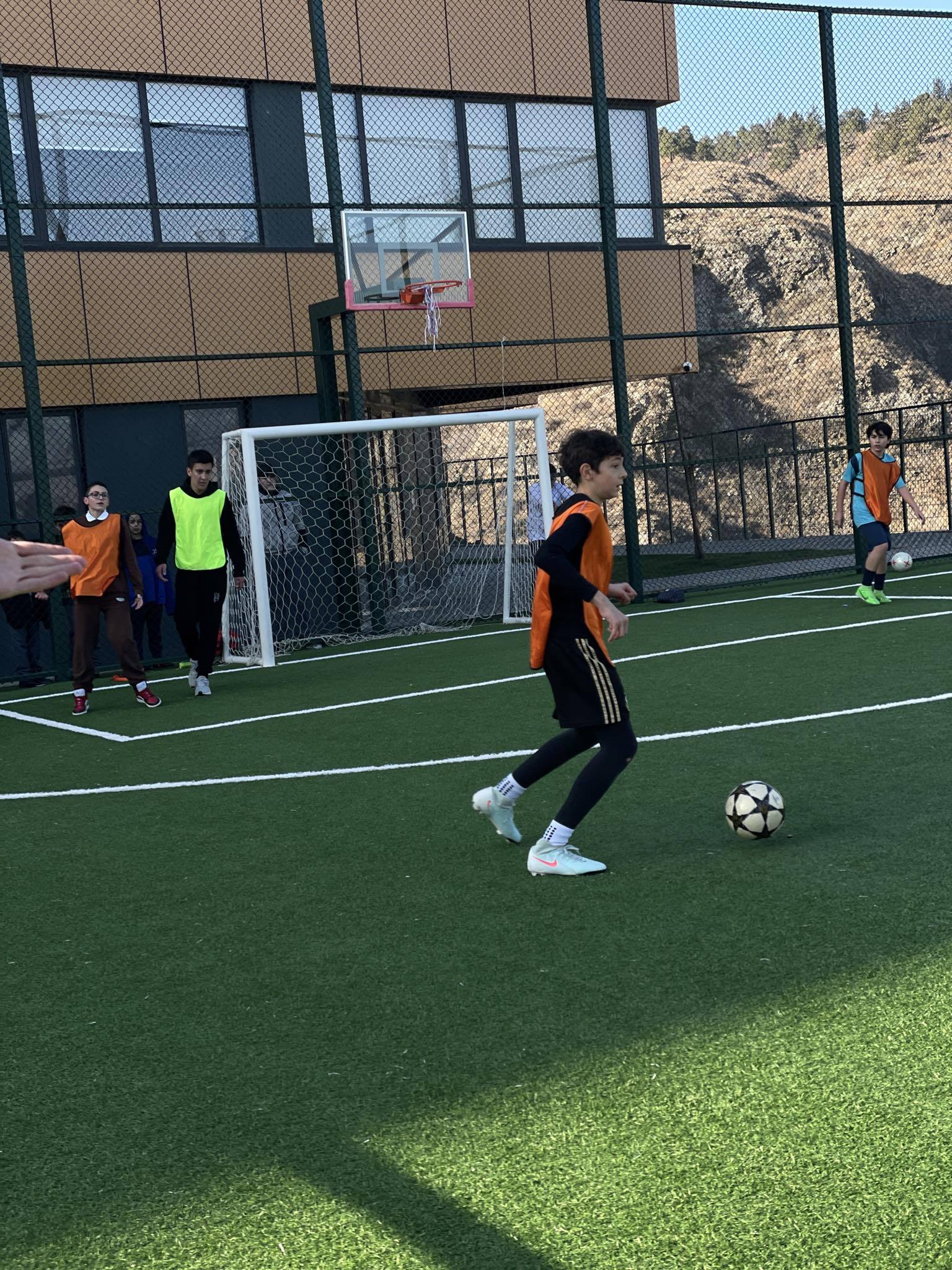 “ახალ თაობაში” ფეხბურთში ორკვირიანი შიდა სასკოლო ტურნირი დასრულდა