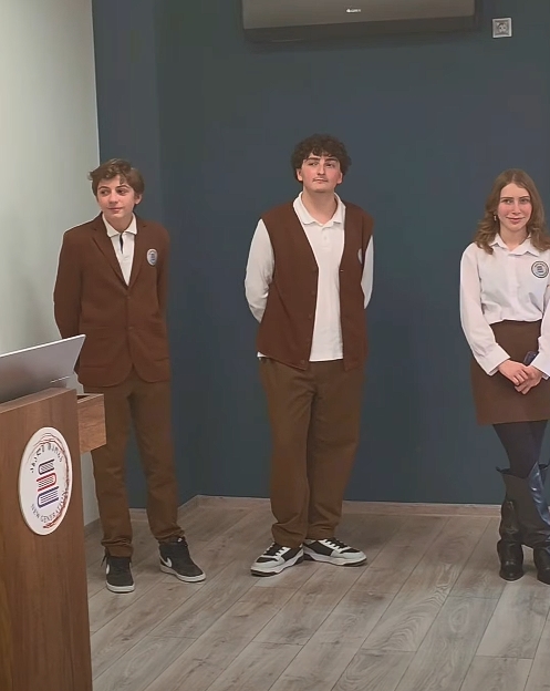 სკოლა „ახალი თაობის“ 5-მა მოსწავლემ ბაკურიანში ზამთრის რობოტიკის ბანაკი წარმატებით გაიარა