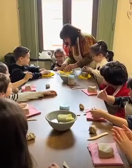 ერთი დღე თიხის სამყაროში 🌀