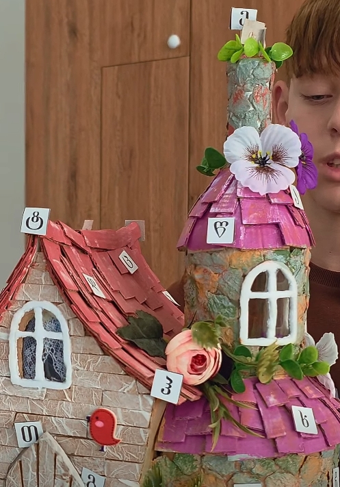 სკოლა „ახალი თაობის“ მოსწავლეებმა მონაწილეობა მიიღეს განათლების სამინისტროს მიერ გამოცხადებულ უმნიშვნელოვანეს კონკურსში, რომელიც ქართული ენის სიწმინდის დაცვას ეძღვნება. ✍️📖