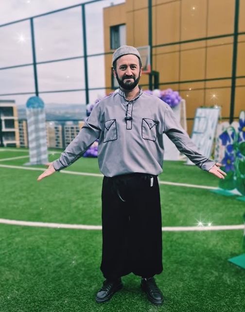 მასწავლებლების ჯადოსნური გარდასახვა ზღაპროს გმირებად და ბევრი პოზოტივი სკოლა ,,ახალ თაობაში” სადაც დღეს ზღაპრული გარემო სუფევდა🏰