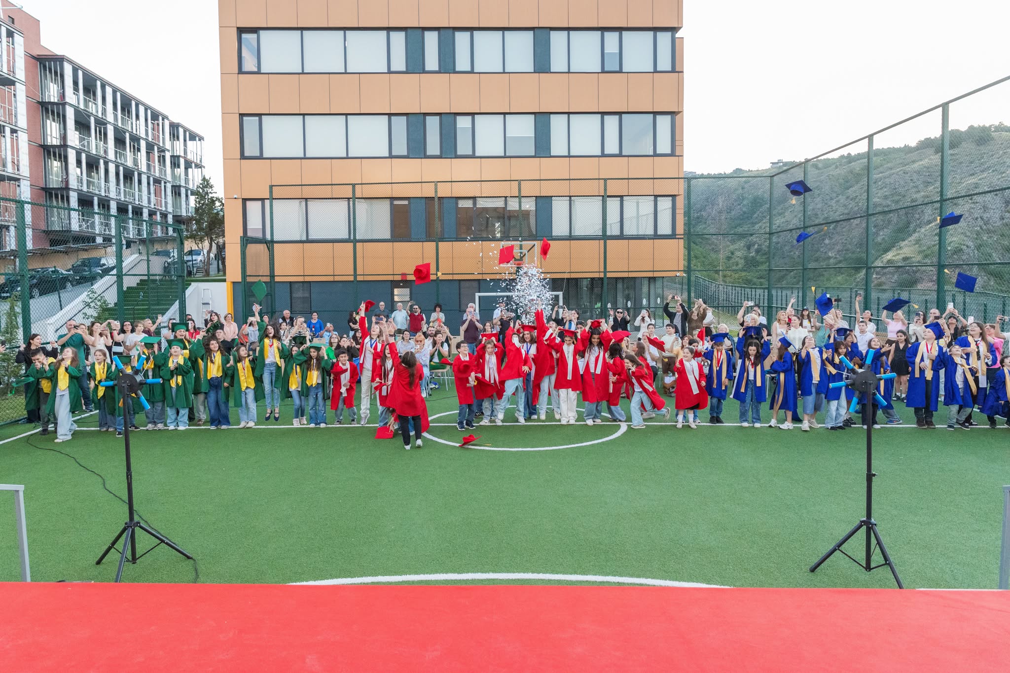 As you know, at the school “New Generation,” the fourth graders’ graduation ceremony was celebrated with grand and diverse activities.